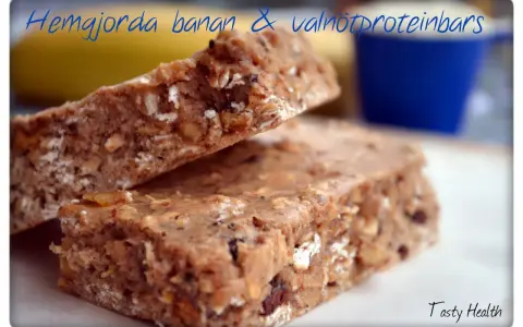 Hemgjorda banan- och valnötsbars, ett gott recept på proteinbars utan proteinpulver.